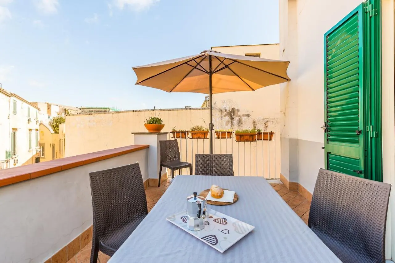 Appartamento Terrazza San Paolo by Napoliapartments Italia