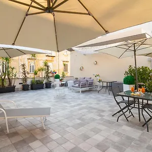 Appartamento Elite House Free Parking For Small Cars Only, Napoli